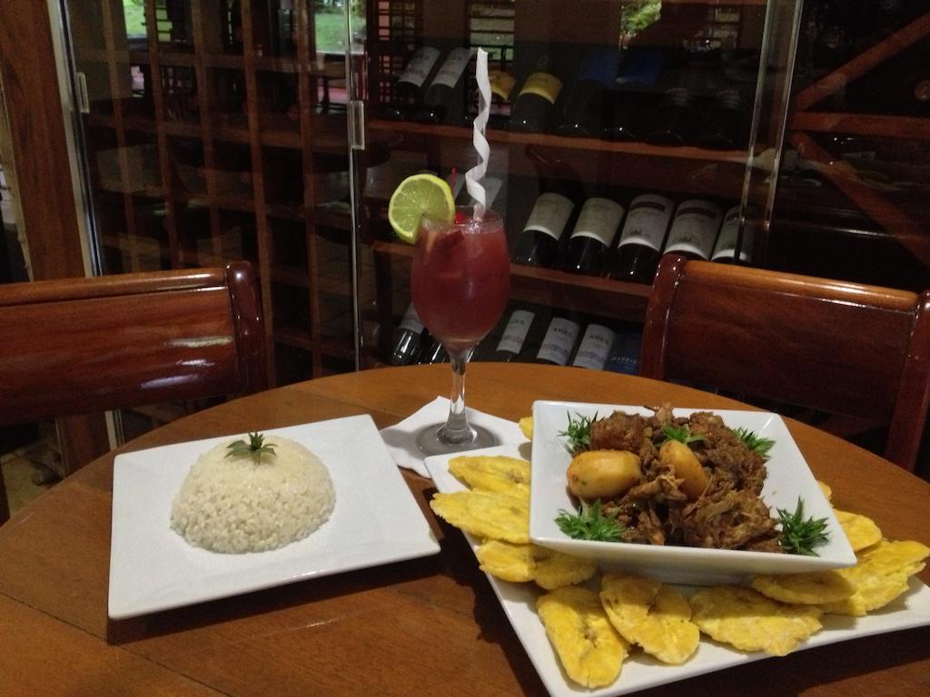 Parador Villas Sotomayor Adjuntas Buitenkant foto